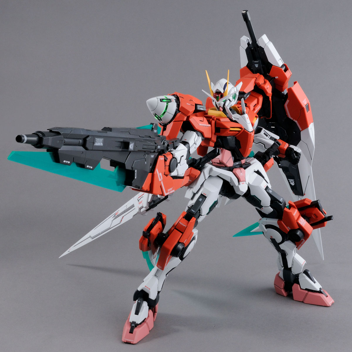 PG 1/60 00 GUNDAM SEVEN SWORD/G INSPECTION (Premium Bandai)
