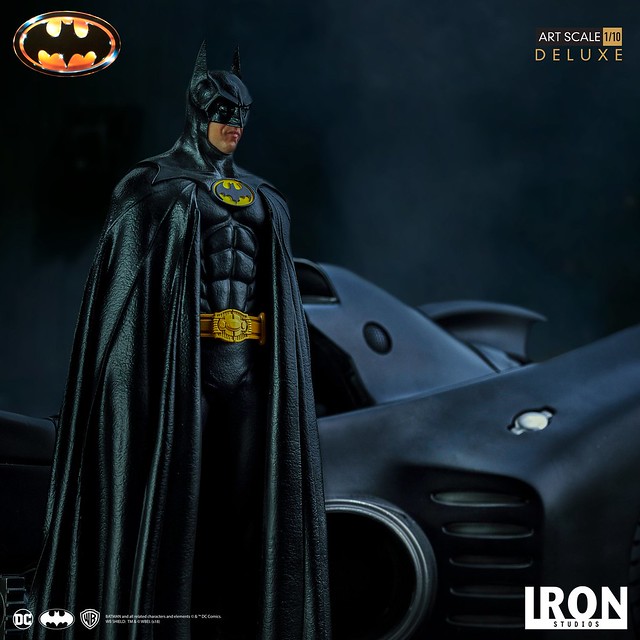 Iron Studios Batman (1989) Batman & Batmobile Deluxe Edition