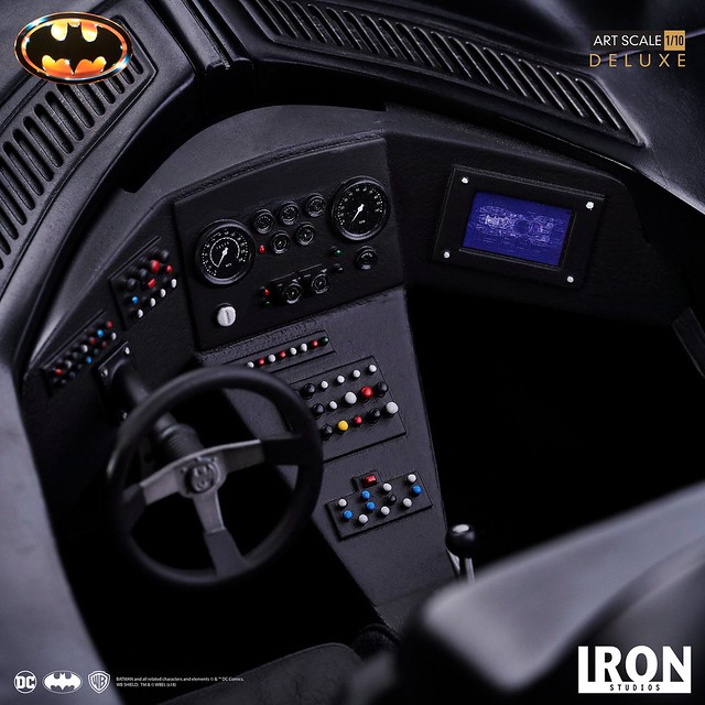Iron Studios Batman (1989) Batman & Batmobile Deluxe Edition