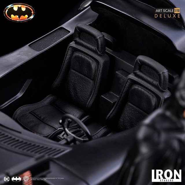 Iron Studios Batman (1989) Batman & Batmobile Deluxe Edition