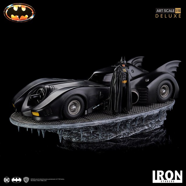 Iron Studios Batman (1989) Batman & Batmobile Deluxe Edition