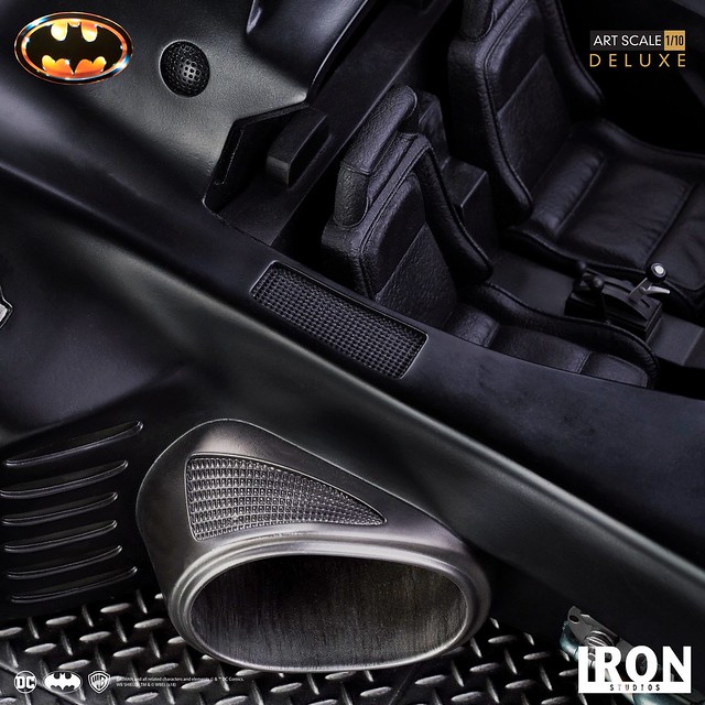 Iron Studios Batman (1989) Batman & Batmobile Deluxe Edition