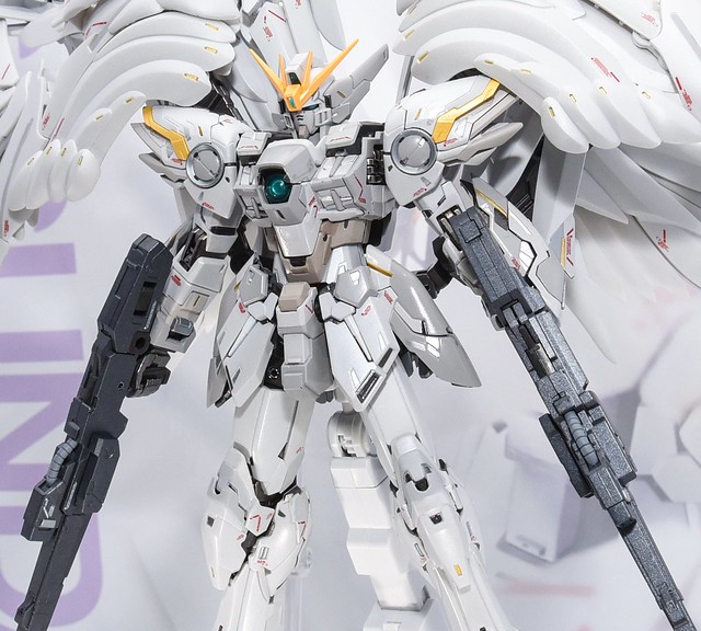 GUNDAM FIGURATION METAL Wing Gundam (Bandai)