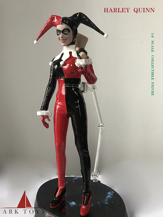 ARK TOYS 1/6 HARLEY QUINN Clown female suit