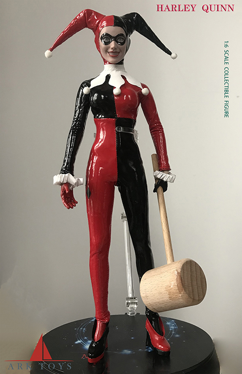 ARK TOYS 1/6 HARLEY QUINN Clown female suit