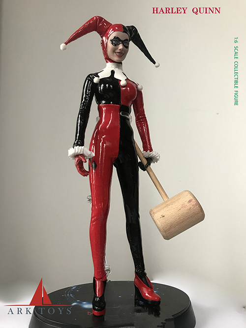 ARK TOYS 1/6 HARLEY QUINN Clown female suit