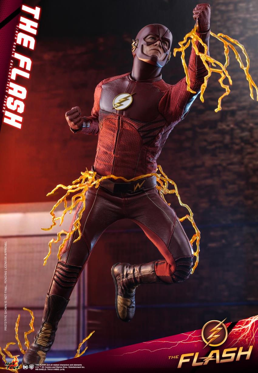 THE FLASH 1/6TH SCALE COLLECTIBLE FIGURE (Hot Toys)