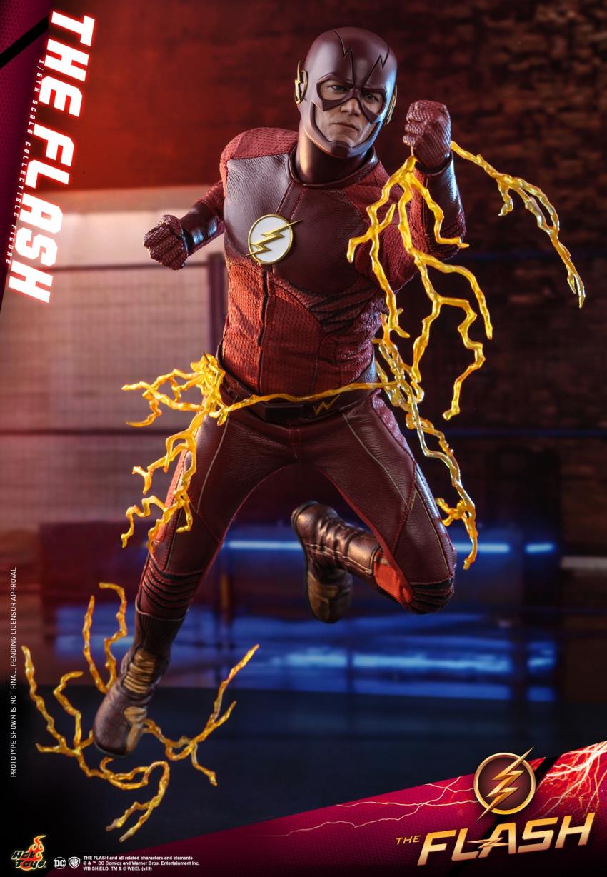 THE FLASH 1/6TH SCALE COLLECTIBLE FIGURE (Hot Toys)