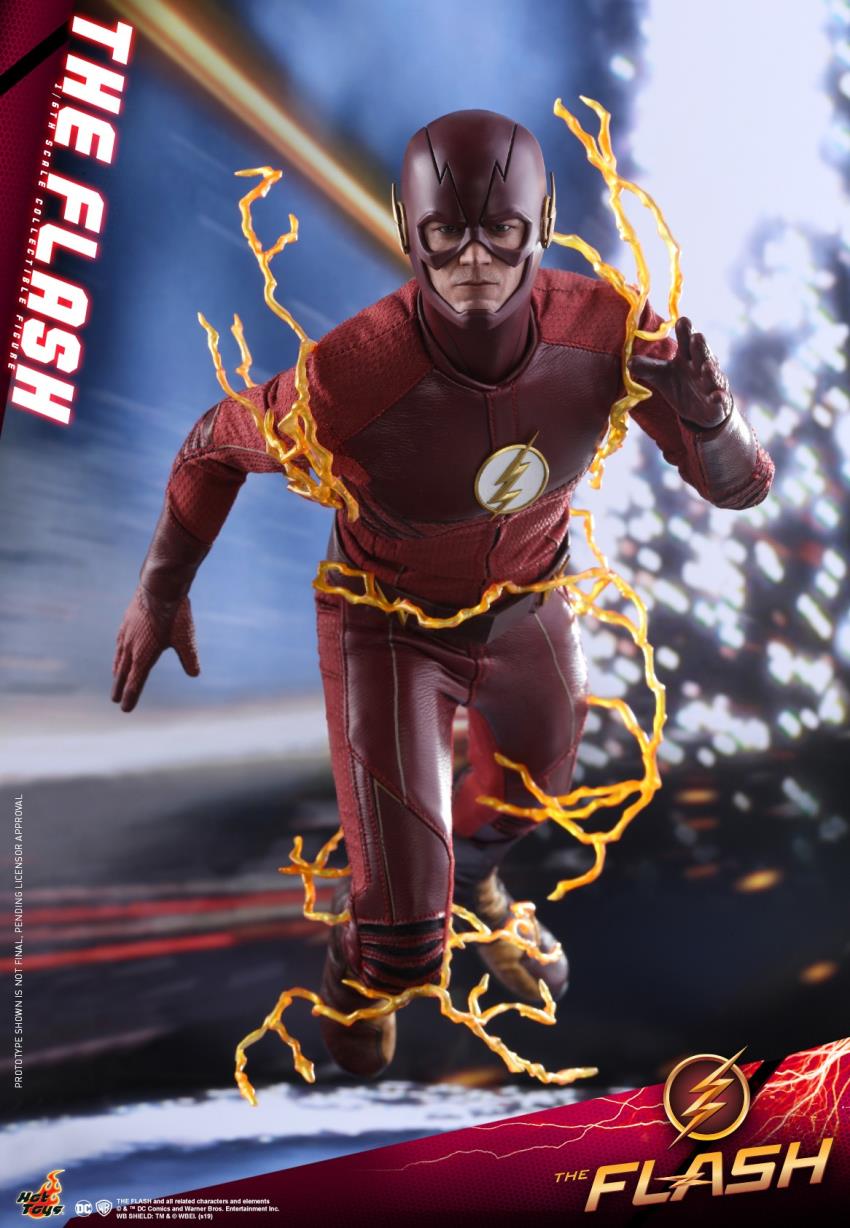 THE FLASH 1/6TH SCALE COLLECTIBLE FIGURE (Hot Toys)