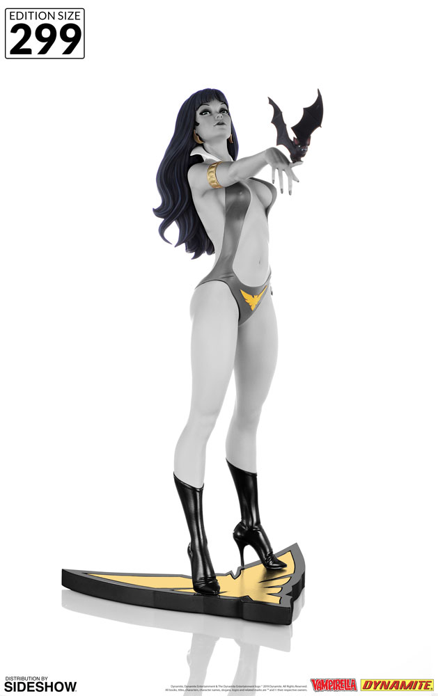 Vampirella 50th Anniversary (Black & White Edition) Dynamite Entertainment
