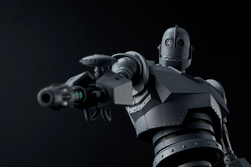 RIOBOT The Iron Giant Battle Mode