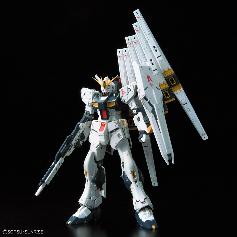 RG 1/144 Nu Gundam - Mobile Suit Gundam: Char's Counterattack (BANDAI SPIRITS)