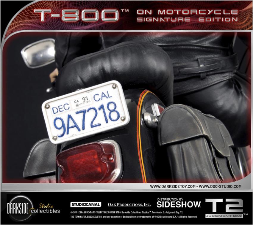 T-800 on Motorcycle (DarkSide Collectibles Studio)