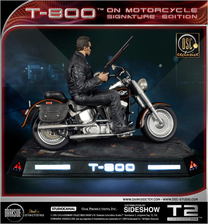 T-800 on Motorcycle (DarkSide Collectibles Studio)