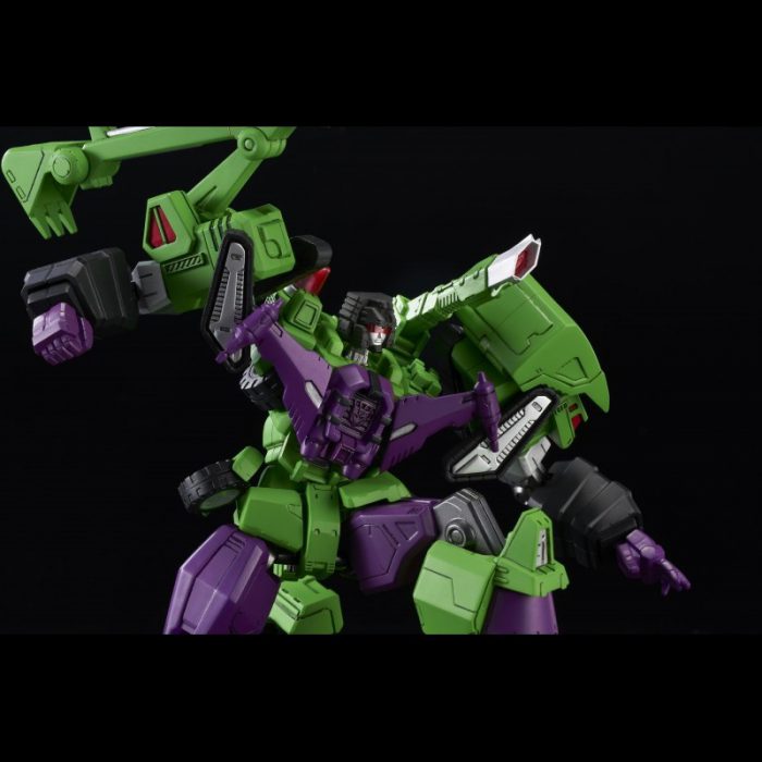 Transformers: Flame Toys Devastator in preorder