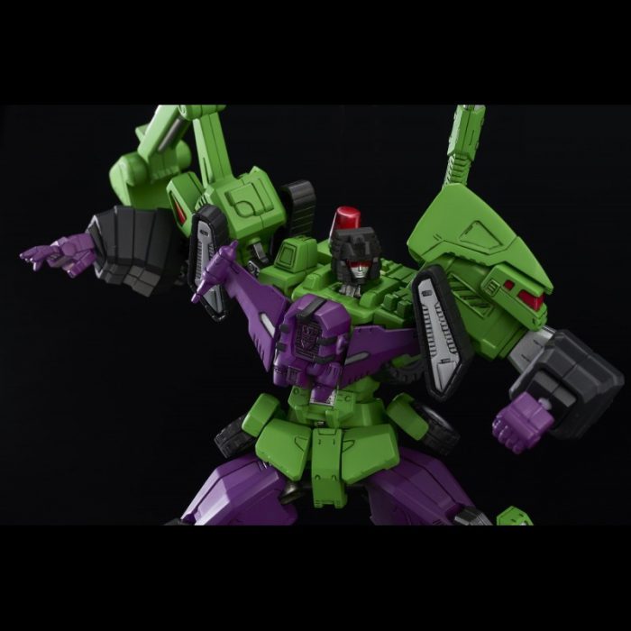 Transformers: Flame Toys Devastator in preorder