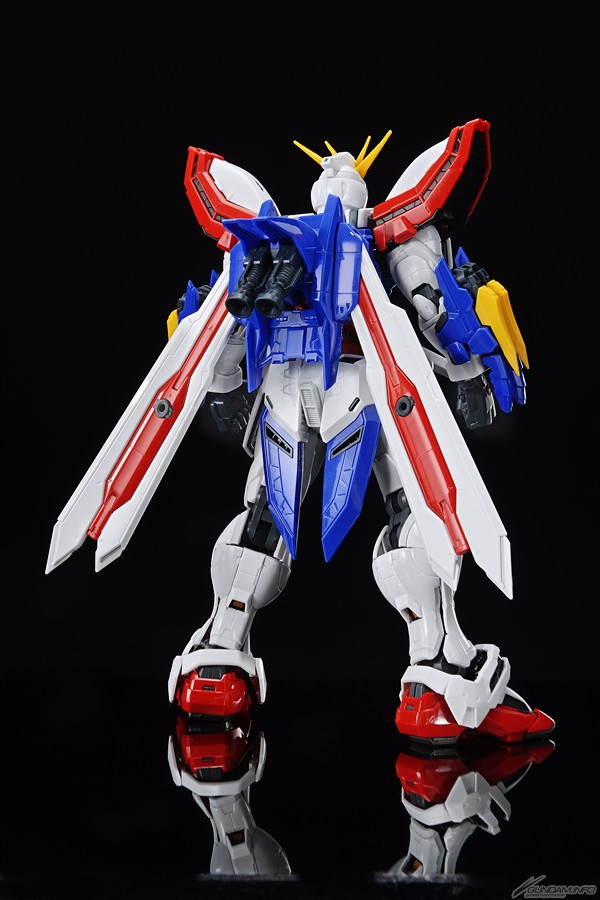 Hi-Resolution Model 1/100 God Gundam (Bandai)