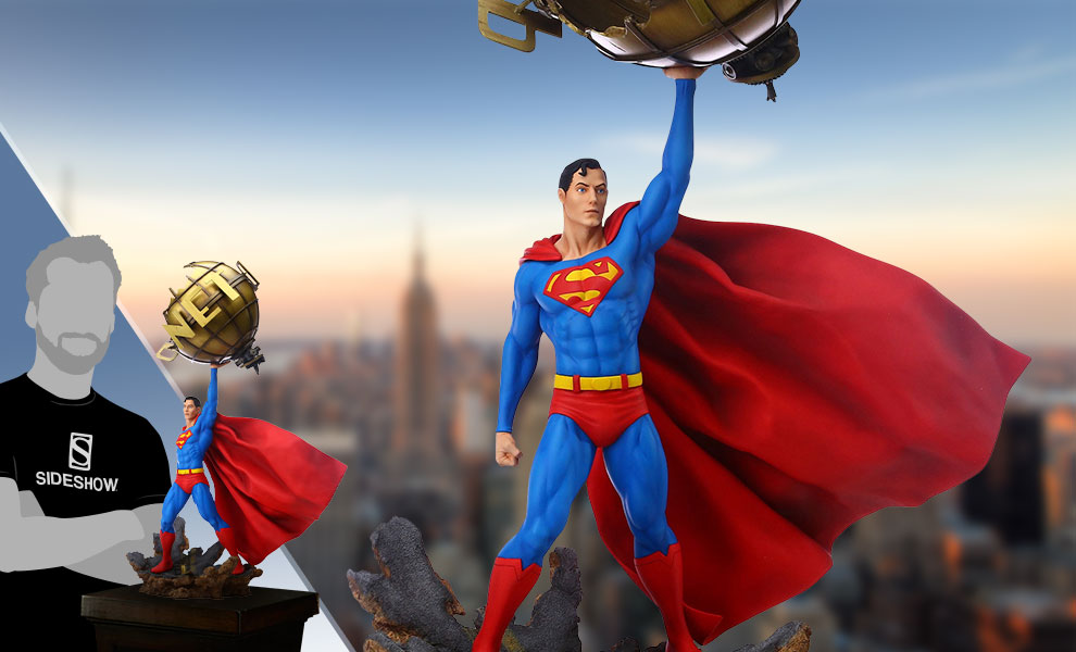Superman 1/6 Statue by Enesco, LLC