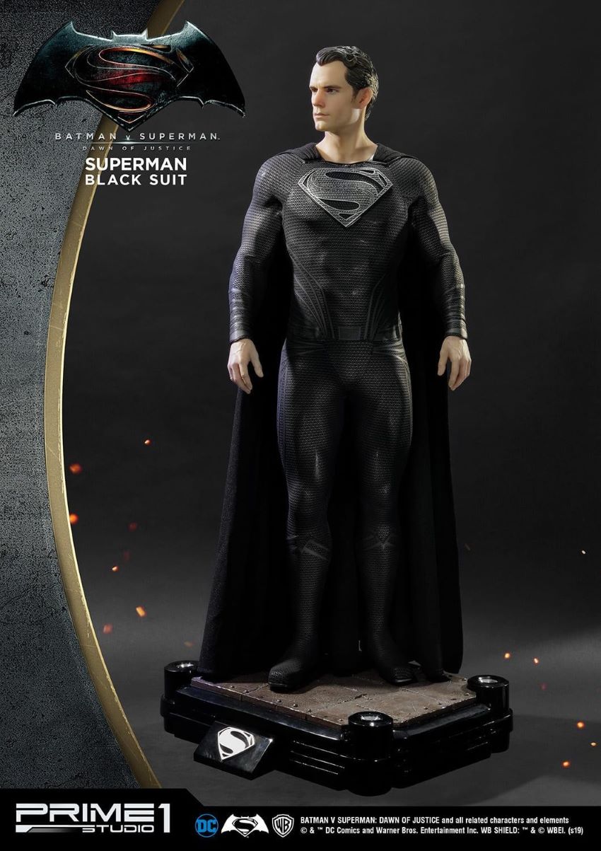 Superman Black Suit (Batman v Superman: Dawn of Justice)