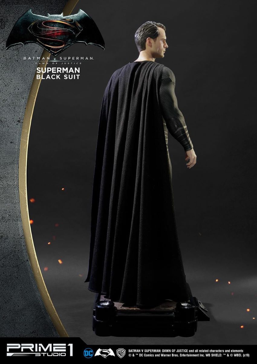 Superman Black Suit (Batman v Superman: Dawn of Justice)