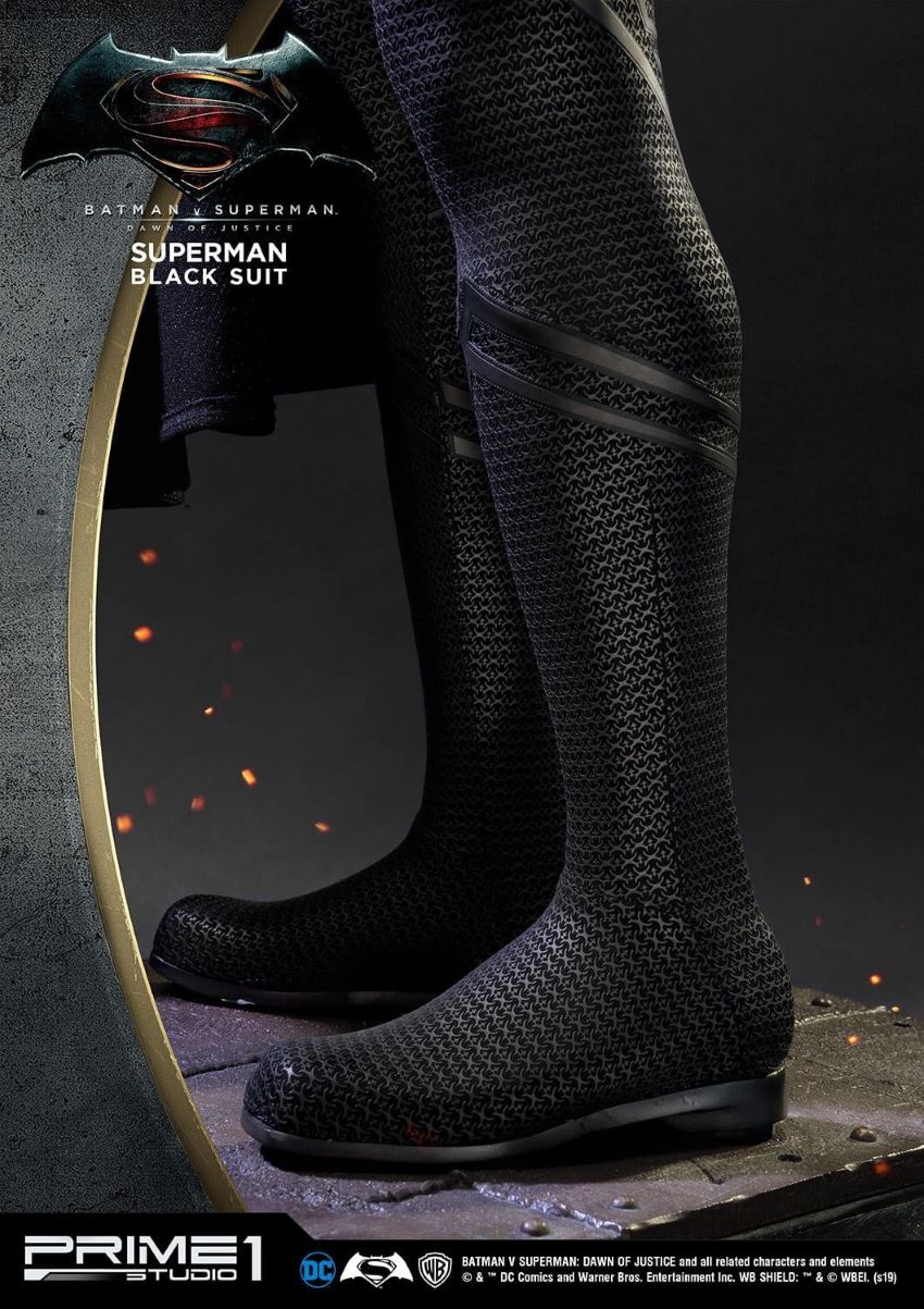 Superman Black Suit (Batman v Superman: Dawn of Justice)