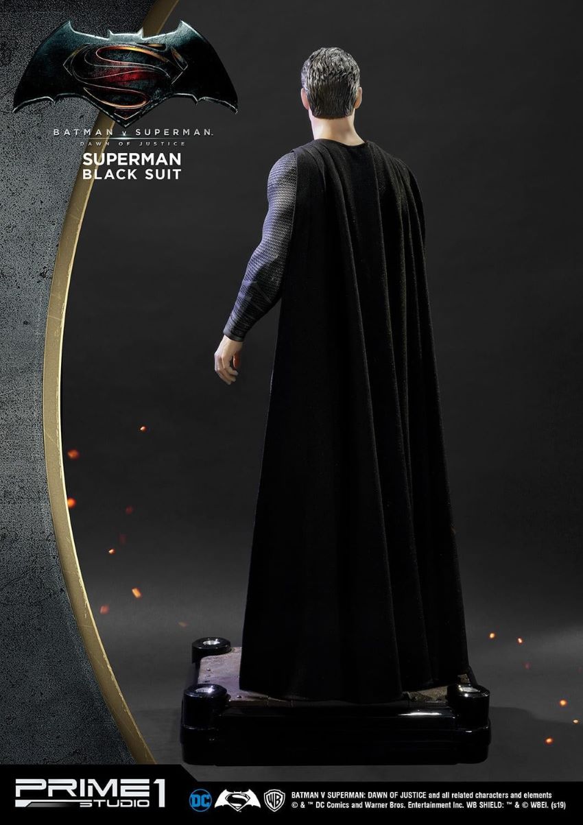 Superman Black Suit (Batman v Superman: Dawn of Justice)