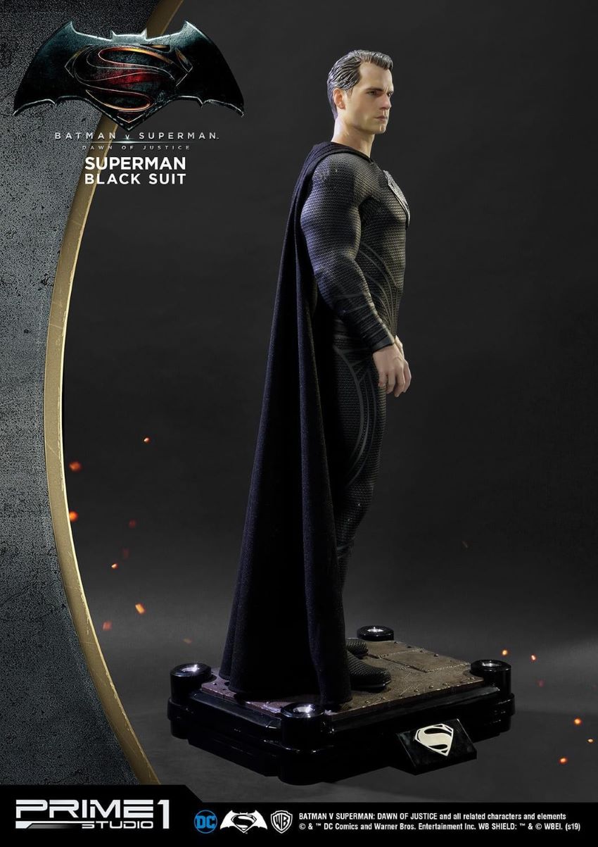 Superman Black Suit (Batman v Superman: Dawn of Justice)