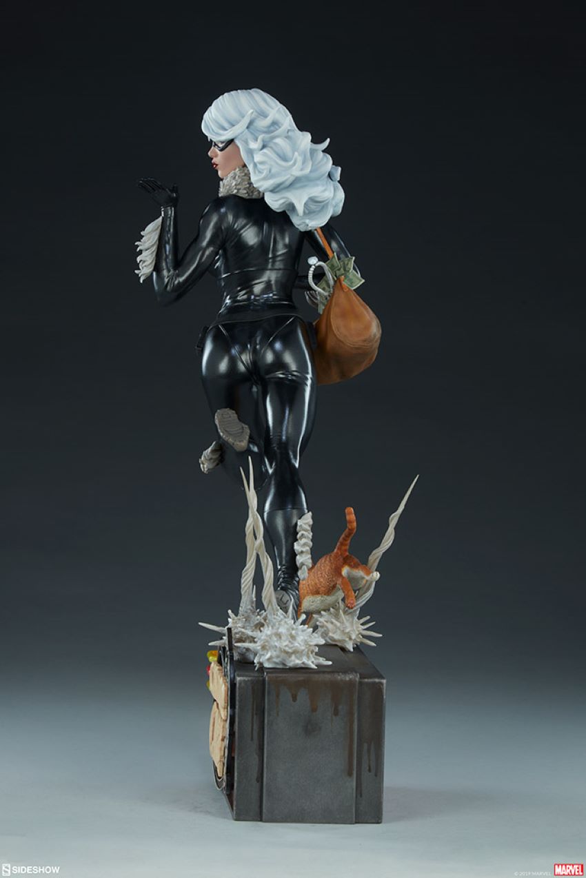Black Cat (Statue by Sideshow Collectibles)