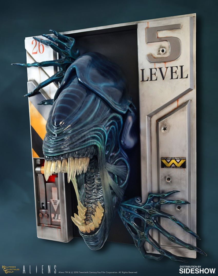 Alien Queen (Hollywood Collectibles Group) Life-Size Wall Sculpture