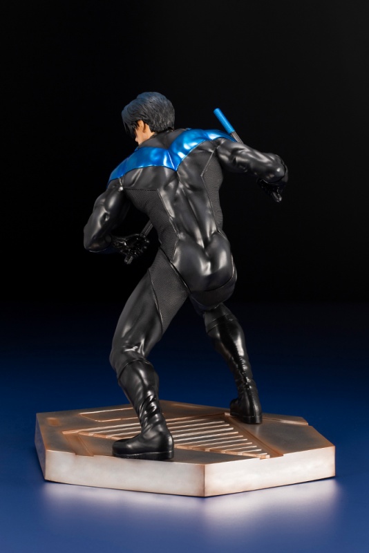Teen Titans - Night wing ARTFX statue 1/6 (Kotobukiya)