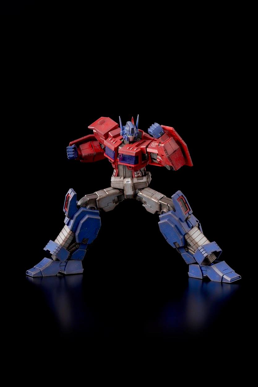Flame Toys Furai Action - Optimus Prime CIDW ver