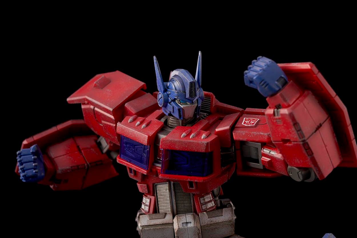 Flame Toys Furai Action - Optimus Prime CIDW ver