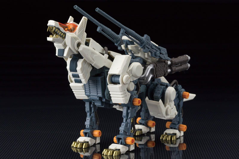 HMM ZOIDS 1/72 RHI-3 Command Wolf (Kotobukiya)