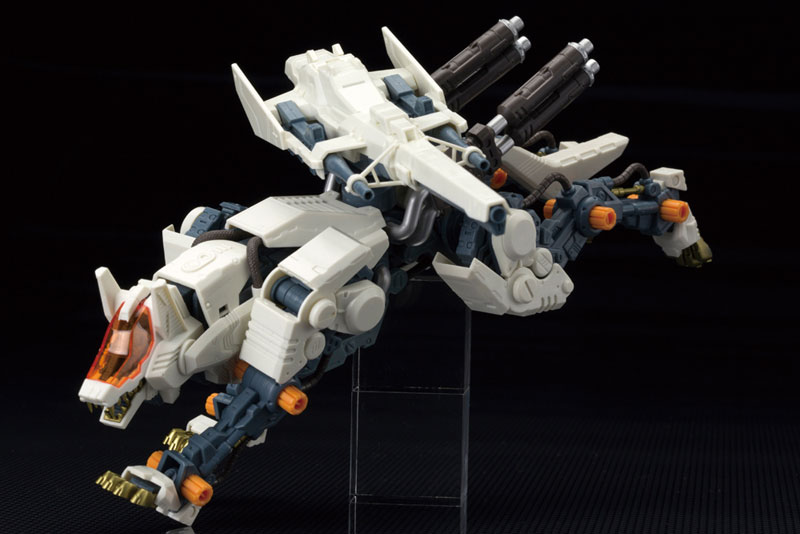 HMM ZOIDS 1/72 RHI-3 Command Wolf (Kotobukiya)