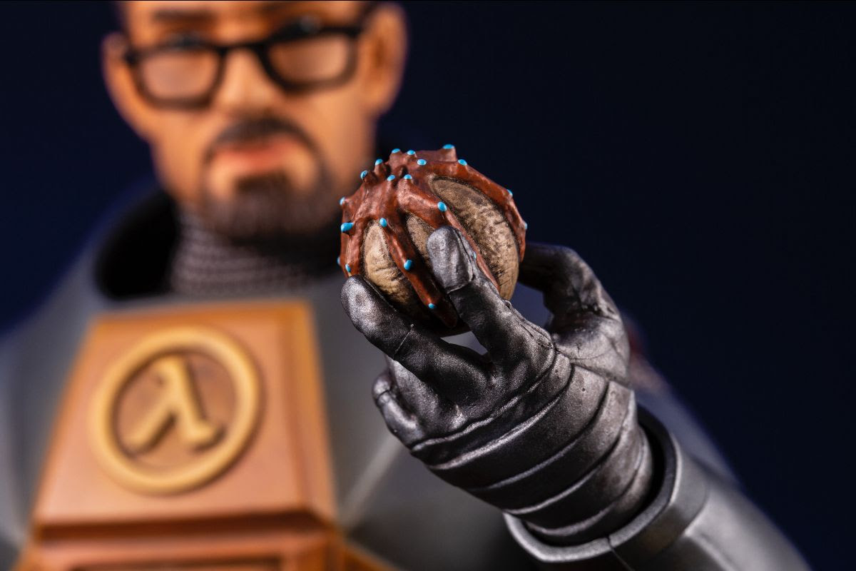 Join The Resistance: HALF-LIFE 2 Gordon Freeman 1/6 Scale Figure