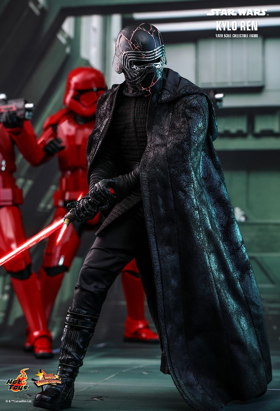 STAR WARS: THE RISE OF SKYWALKER KYLO REN 1/6TH SCALE COLLECTIBLE FIGURE (Hot Toys)