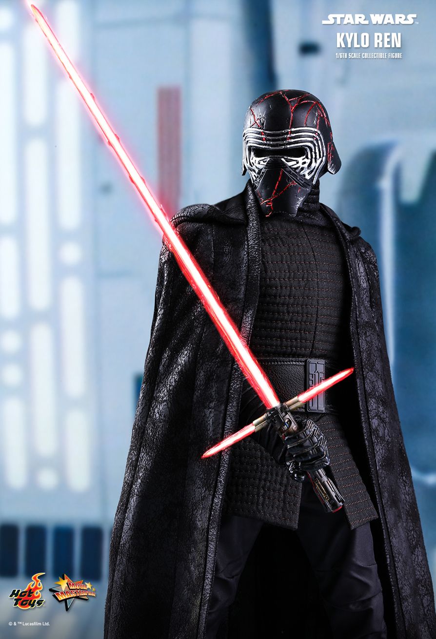 STAR WARS: THE RISE OF SKYWALKER KYLO REN 1/6TH SCALE COLLECTIBLE FIGURE (Hot Toys)