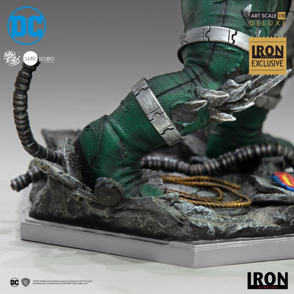 DC Comics: Doomsday Deluxe Art Scale 1/10 Iron Studios