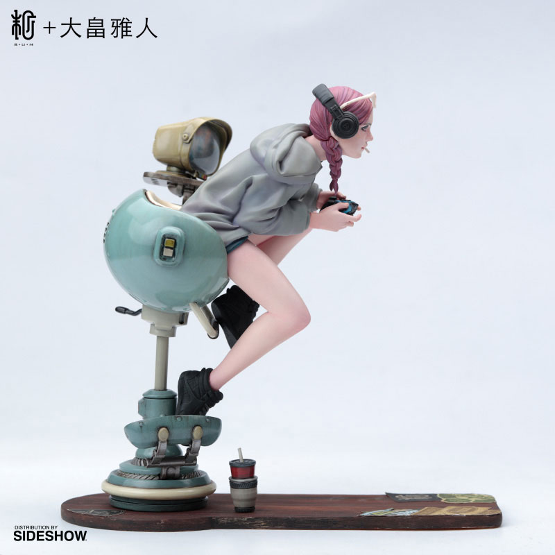 Tokyo Video Game Girl (Artist Edition) Manas SUM