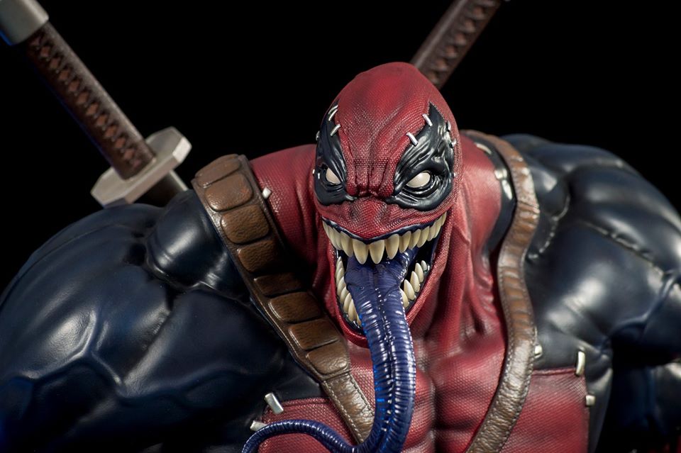 Private Custom Venom in Deadpool 1/4 Scale Resin Statue with 5 Heads