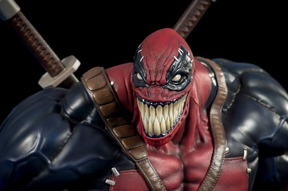 Private Custom Venom in Deadpool 1/4 Scale Resin Statue with 5 Heads