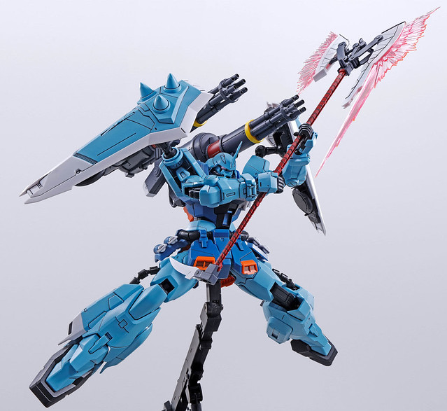 MG 1/100 Slash Zaku Phantom (Dedicated to Isaac Jurel) machine