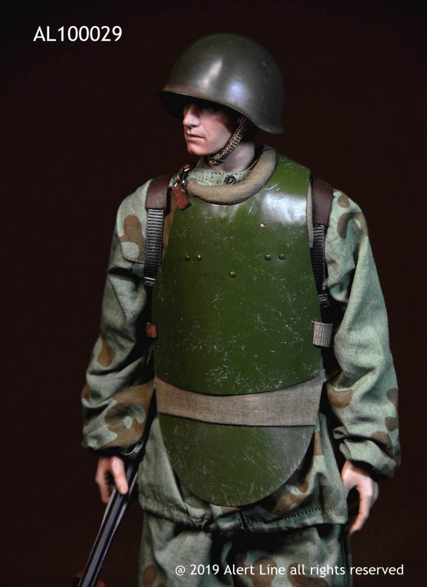 Alert Line boundary play mode: 1/6 World War II Soviet-Assault Engineer