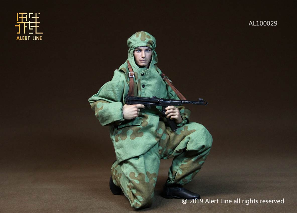 Alert Line boundary play mode: 1/6 World War II Soviet-Assault Engineer