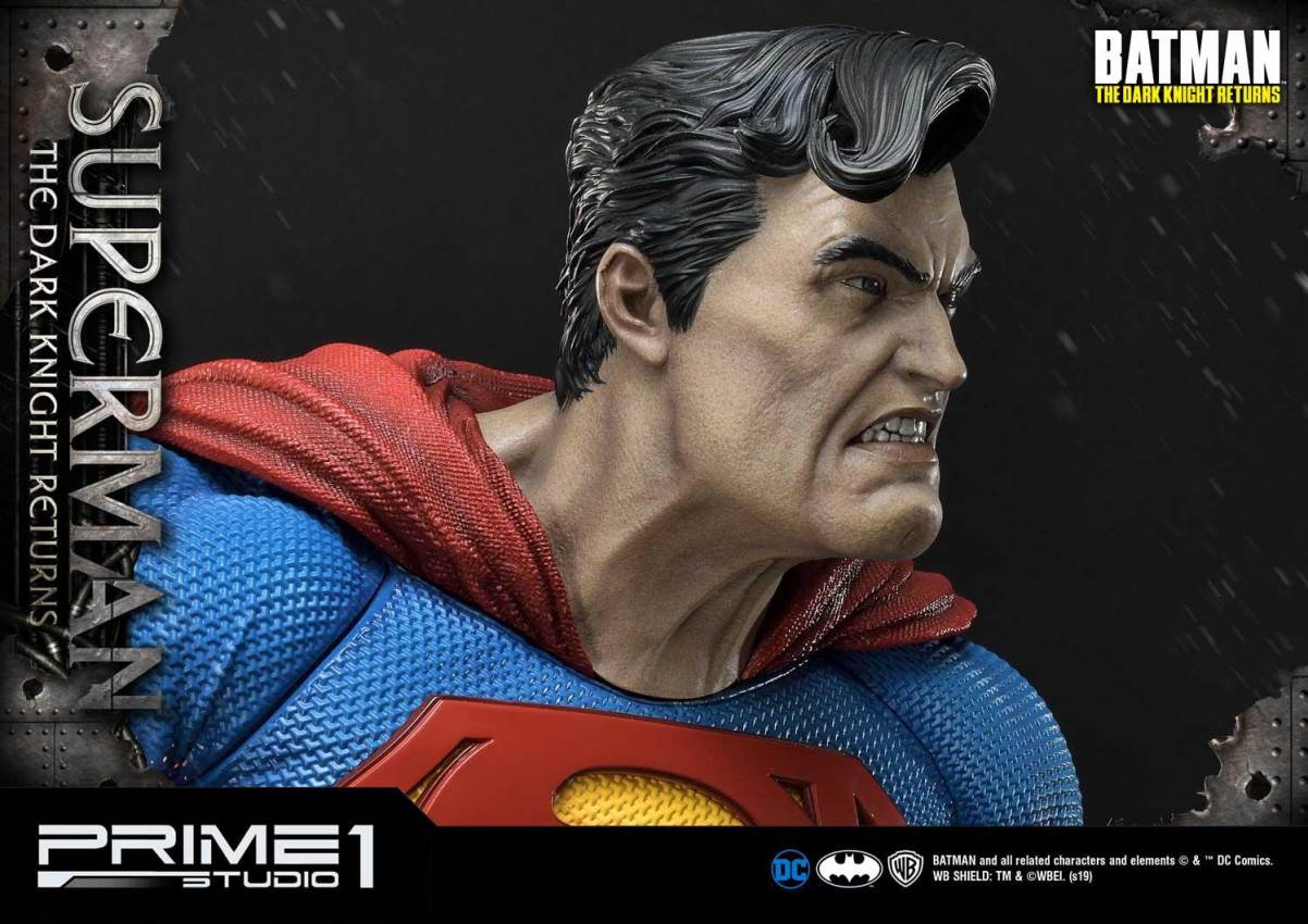Superman Deluxe Version (Batman:The Dark Knight Returns - Comics) Prime1Studio