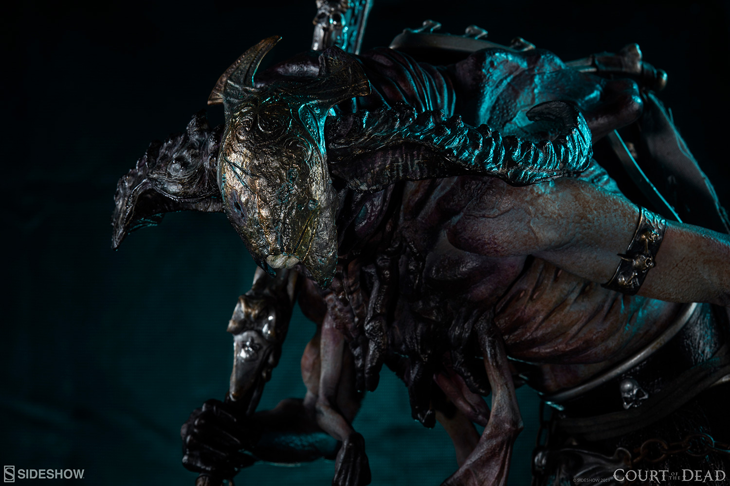 Oglavaeil: Dreadsbane Enforcer Premium Format™ Figure by Sideshow Collectibles