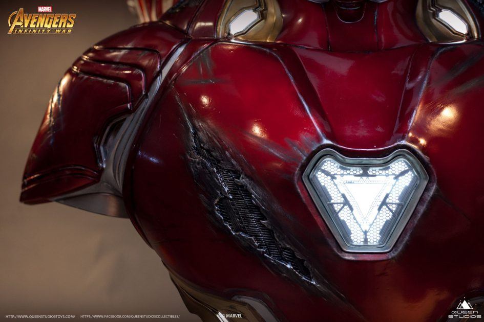 Queen Studios Collectibles: 1/1 Iron Man MK50 Bust Battle Damaged