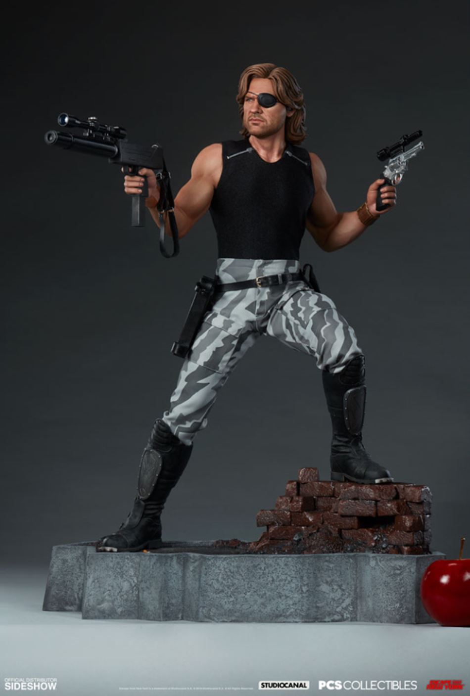 PCS Collectibles :Snake Plissken 1/3 Scale Statue [ Kurt Russell ]