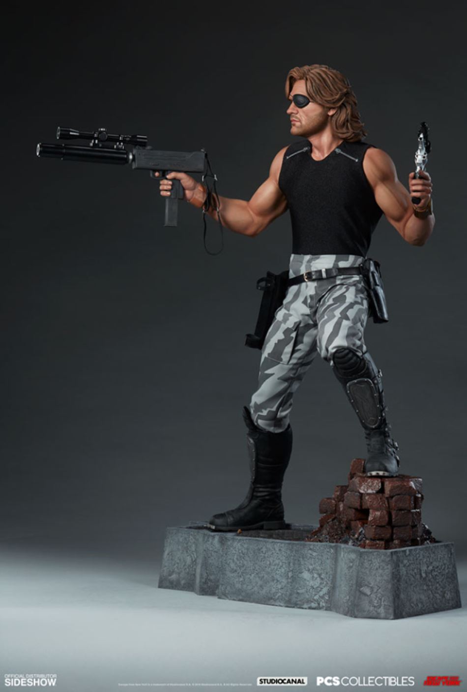 PCS Collectibles :Snake Plissken 1/3 Scale Statue [ Kurt Russell ]
