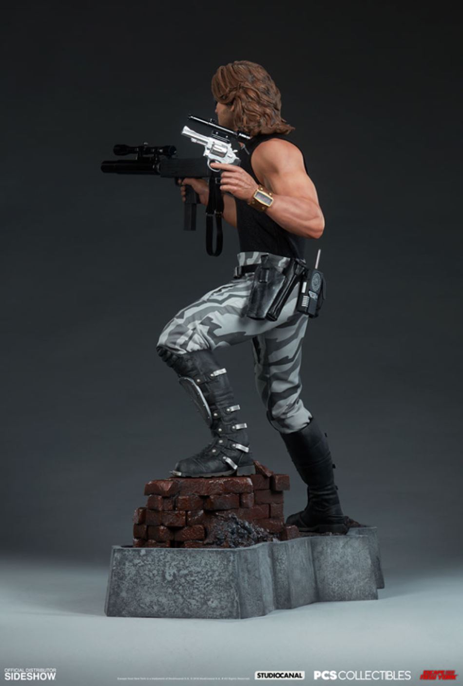 PCS Collectibles :Snake Plissken 1/3 Scale Statue [ Kurt Russell ]